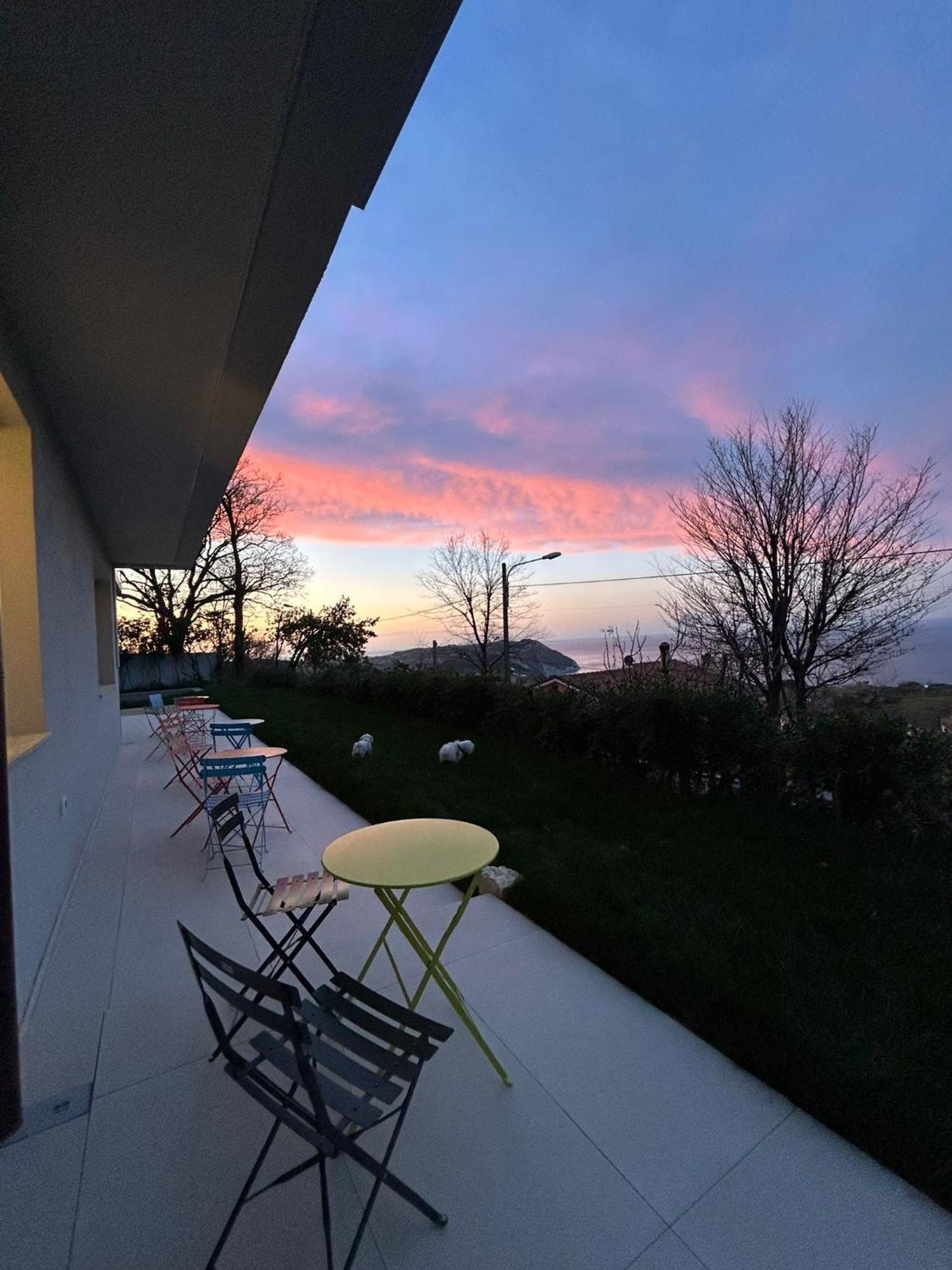ホテル Le Relais Du Lierre Poggio  エクステリア 写真